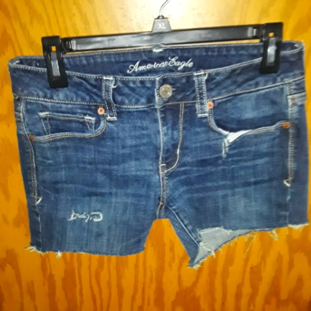 American Eagle Cut off Shorts
